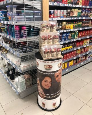 Ešte o nás veľa ľudí nevie, no pomaličky robíme osvetu aj zdravým veciam v praxi 🥣❤️ . . . . #ranajkysuzaklad #breakfast...