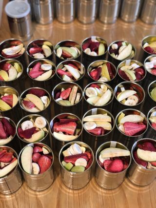 Takmer hotovo. Pripravujeme pre Vás novinku. Lyoovocny mix pre detičky z toho najkrajšieho a najchutnejsieho lyoovocia zo...